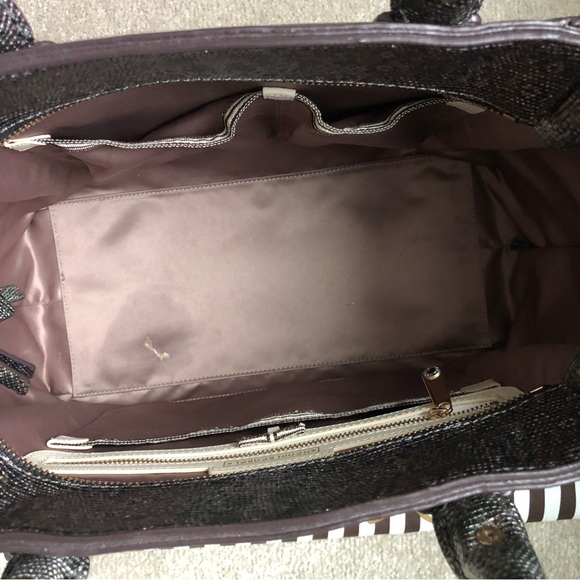 Henri Bendel A List Leather Satchel in Lizard with Gold Hardware - Picture 9 of 11